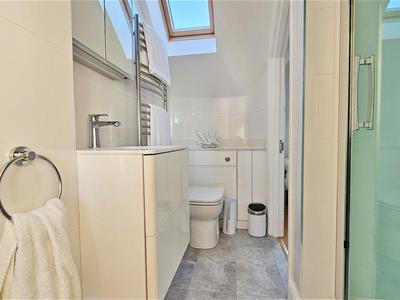 Jack & Jill En-Suite